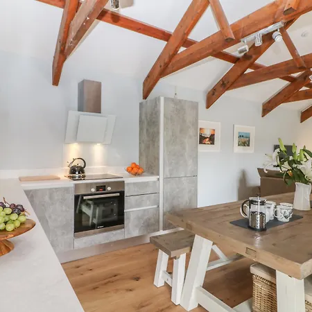 Ferienhaus Helford, *